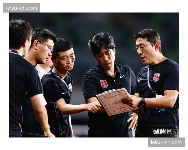 成都蓉城对阵武里南联 徐正源战术布置与中场控制力复盘 成都蓉城对阵武里南联 徐正源战术布置与中场控制力复盘